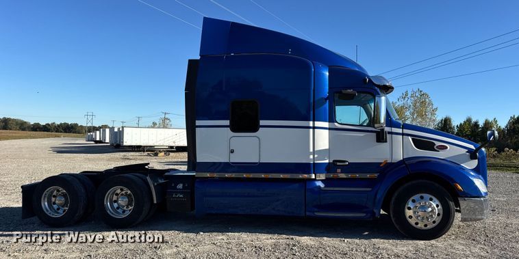 CAMIóN CAMAROTE 2020 PETERBILT