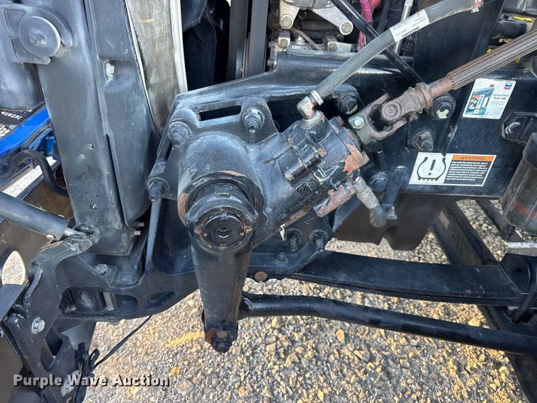 image for item DW6638 2020 Peterbilt 579 semi truck