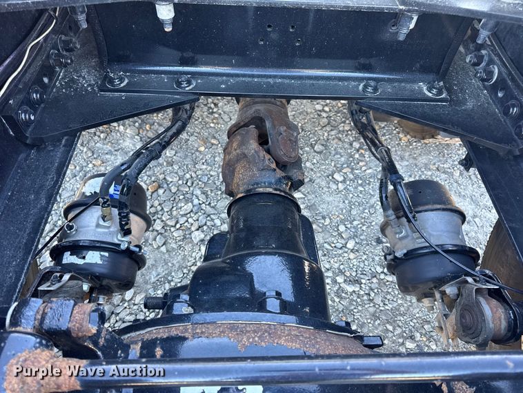 image for item DW6640 2019 Peterbilt 579 semi truck