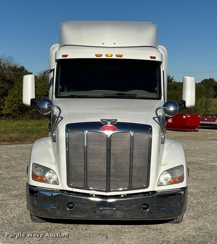 CAMIóN CAMAROTE 2019 PETERBILT