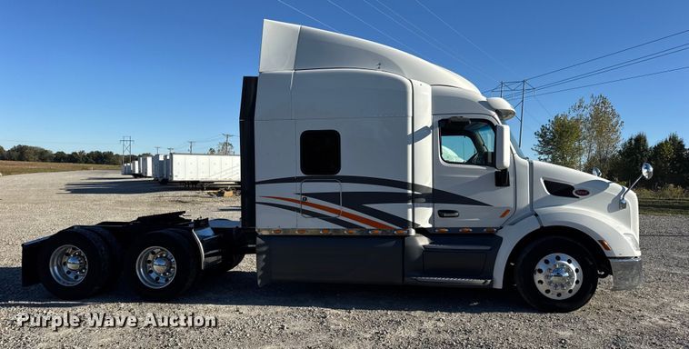 CAMIóN CAMAROTE 2019 PETERBILT