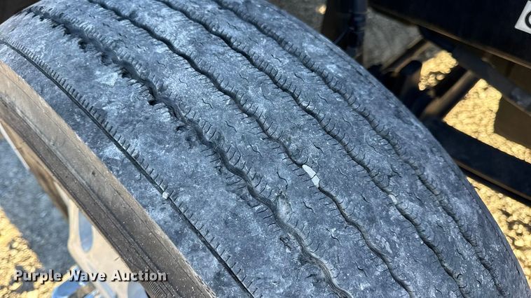 image for item DW6641 2019 Peterbilt 579 semi truck