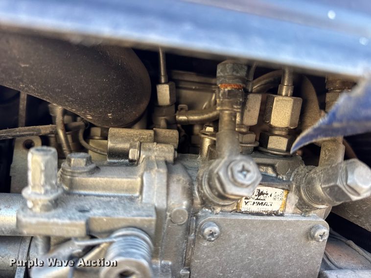 image for item DW6642 2016 Kenworth T6 semi truck