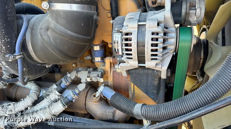 image for item DW6642 2016 Kenworth T6 semi truck