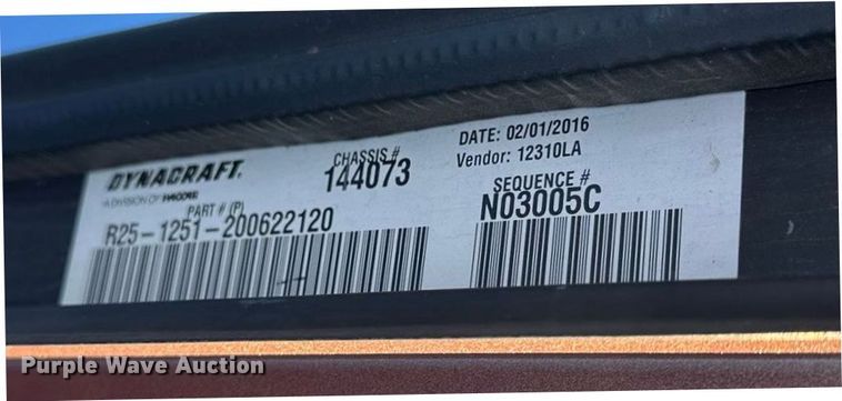 image for item DW6642 2016 Kenworth T6 semi truck