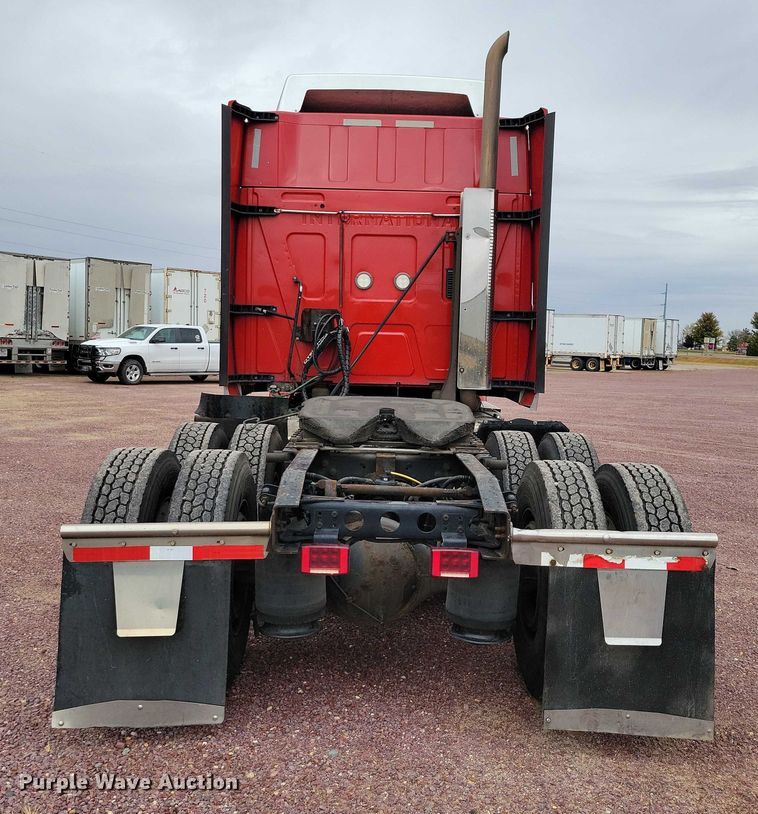 image for item DX6464 2016 International ProStar Plus 122 semi truck