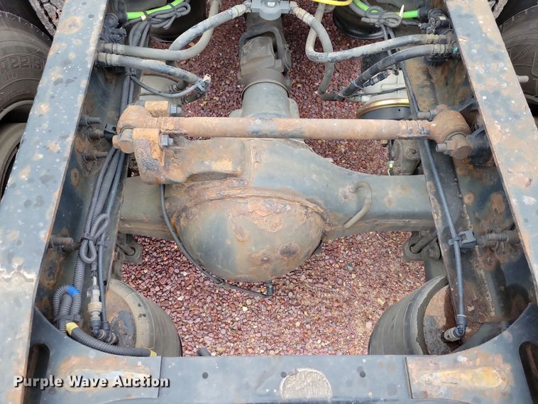 image for item DX6464 2016 International ProStar Plus 122 semi truck