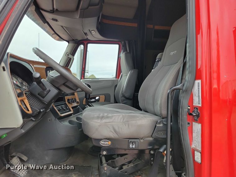 image for item DX6464 2016 International ProStar Plus 122 semi truck