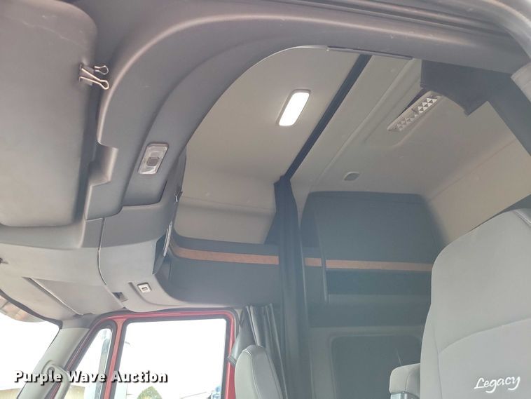 image for item DX6464 2016 International ProStar Plus 122 semi truck