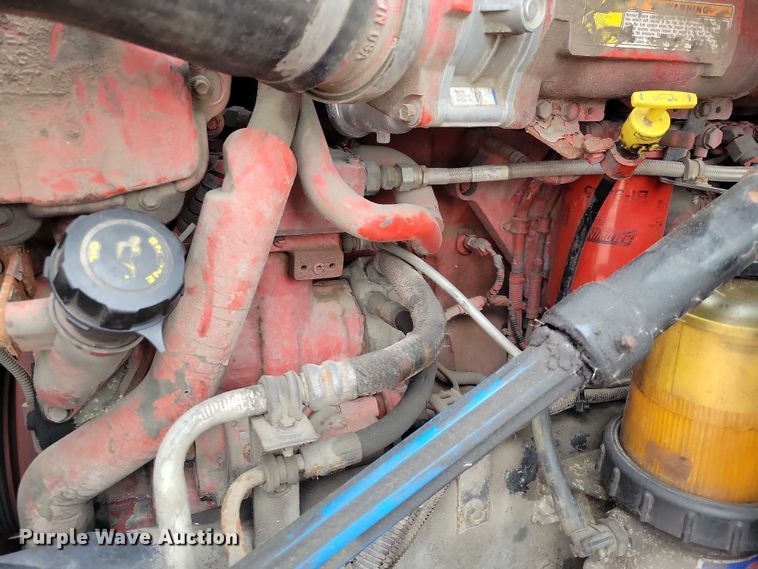 image for item DX6464 2016 International ProStar Plus 122 semi truck