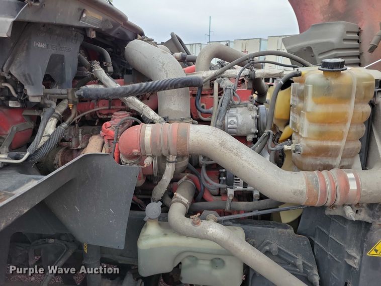 image for item DX6464 2016 International ProStar Plus 122 semi truck