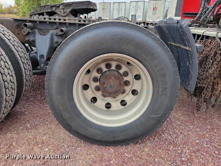 image for item DX6464 2016 International ProStar Plus 122 semi truck