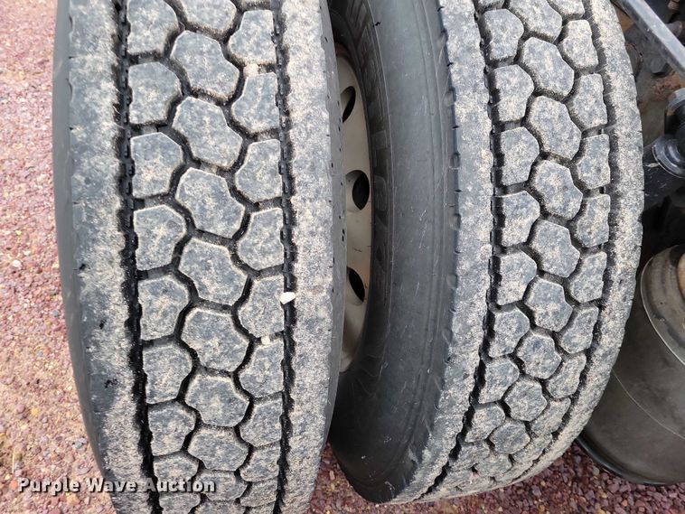 image for item DX6464 2016 International ProStar Plus 122 semi truck