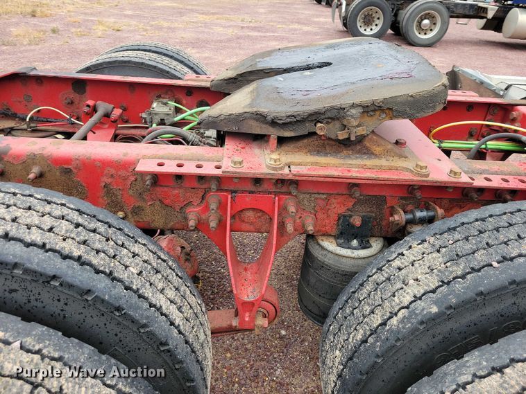 image for item DX6466 2007 International 9400i semi truck