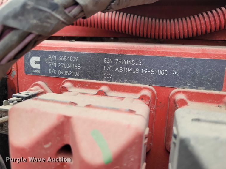 image for item DX6466 2007 International 9400i semi truck