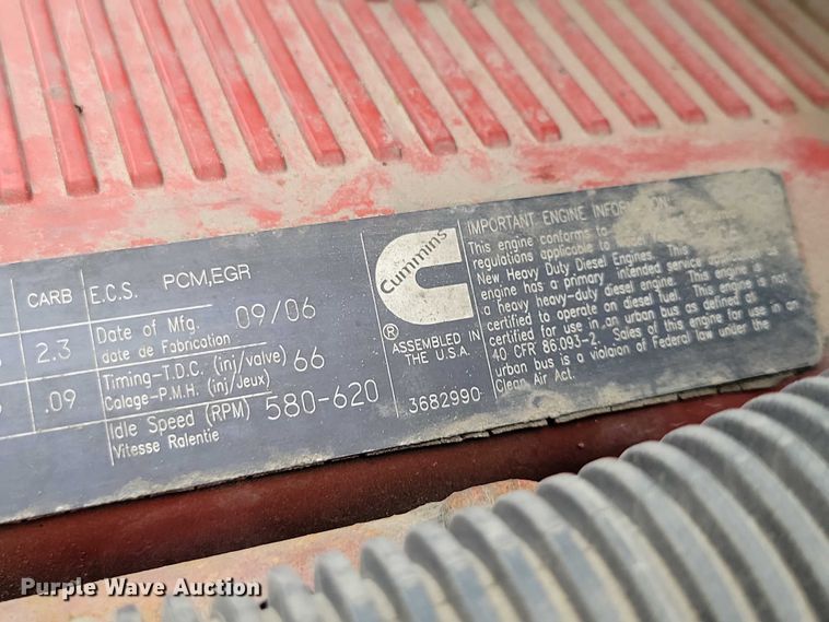 image for item DX6466 2007 International 9400i semi truck