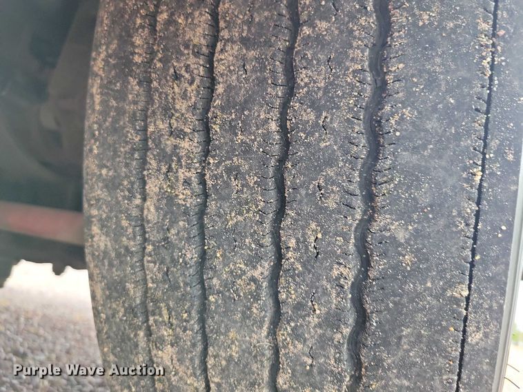 image for item DX6466 2007 International 9400i semi truck