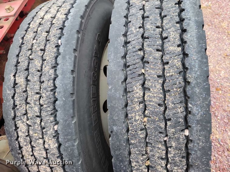 image for item DX6466 2007 International 9400i semi truck