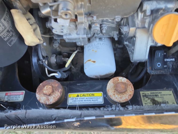 image for item DY1376 2016 Peterbilt 579 semi truck