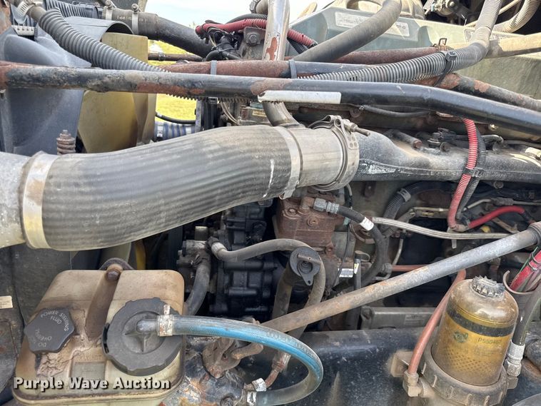 image for item DY8248 2006 Freightliner CST120 semi truck