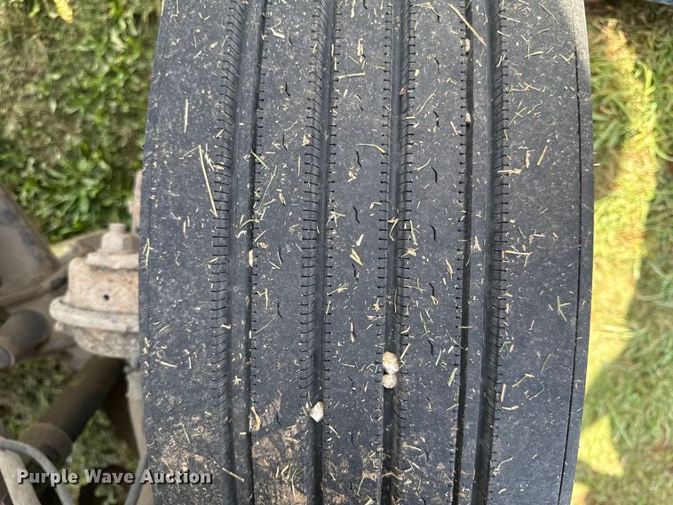 image for item DY8248 2006 Freightliner CST120 semi truck