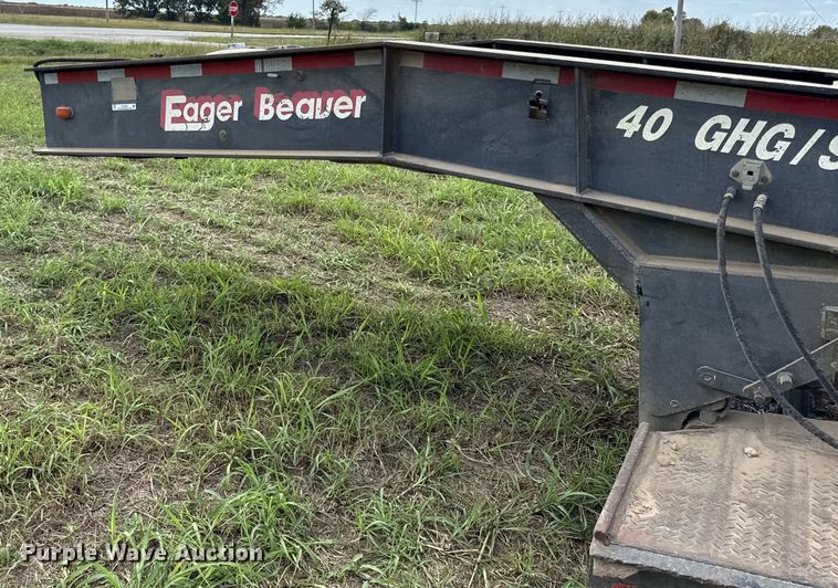 image for item DY8258 1987 Eager Beaver 40GHG/S lowboy equipment trailer