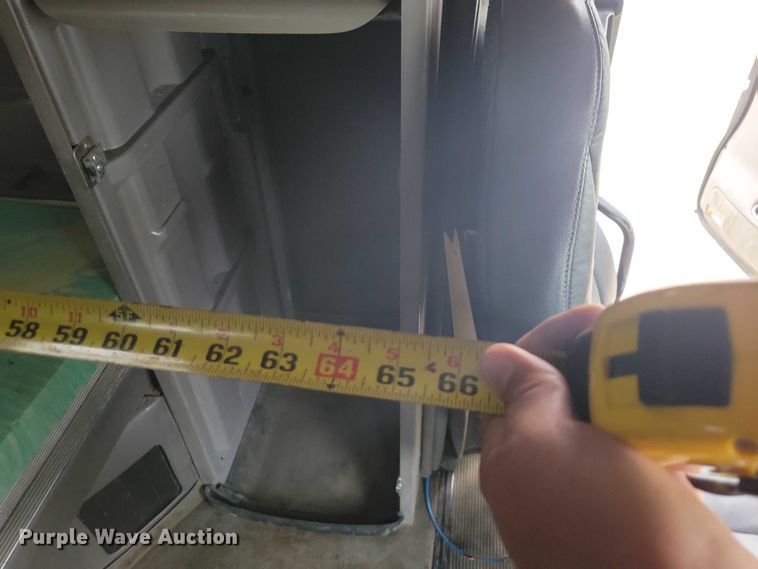 image for item DZ6718 2005 Peterbilt 387 semi truck