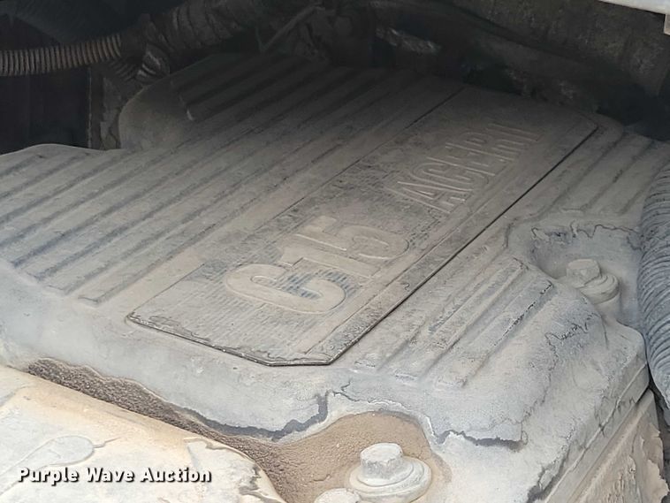 image for item DZ6718 2005 Peterbilt 387 semi truck