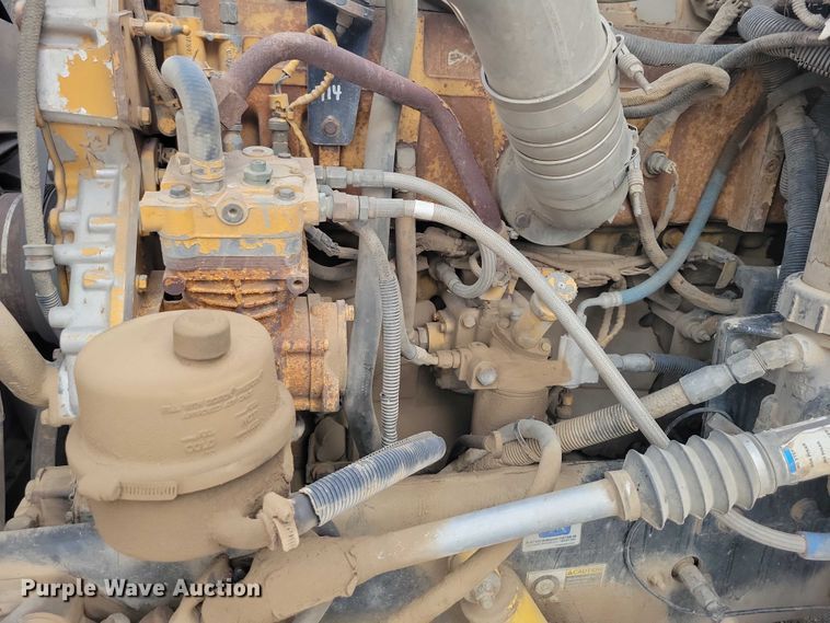 image for item DZ6718 2005 Peterbilt 387 semi truck