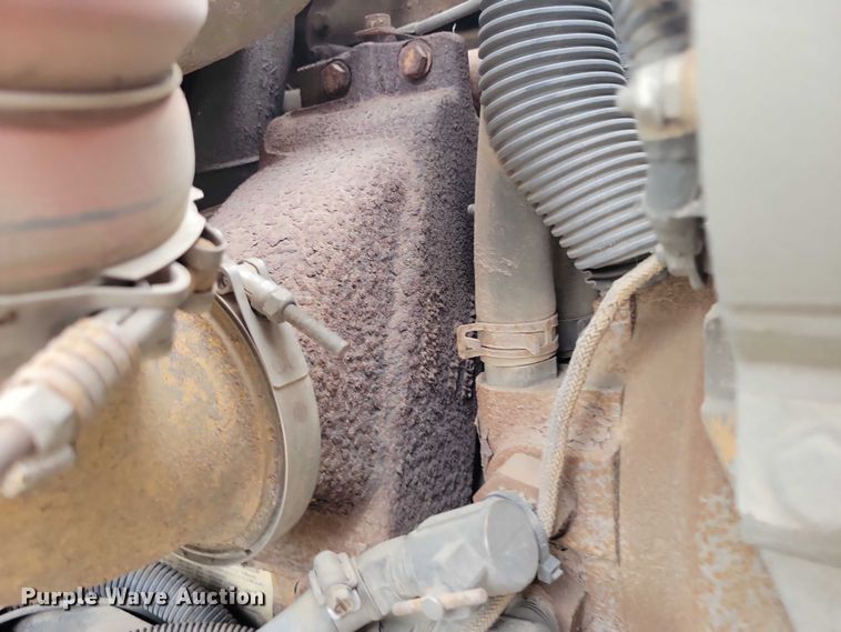 image for item DZ6718 2005 Peterbilt 387 semi truck