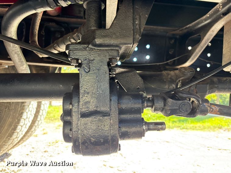 image for item EA6988 1983 International 1654 dump flatbed truck