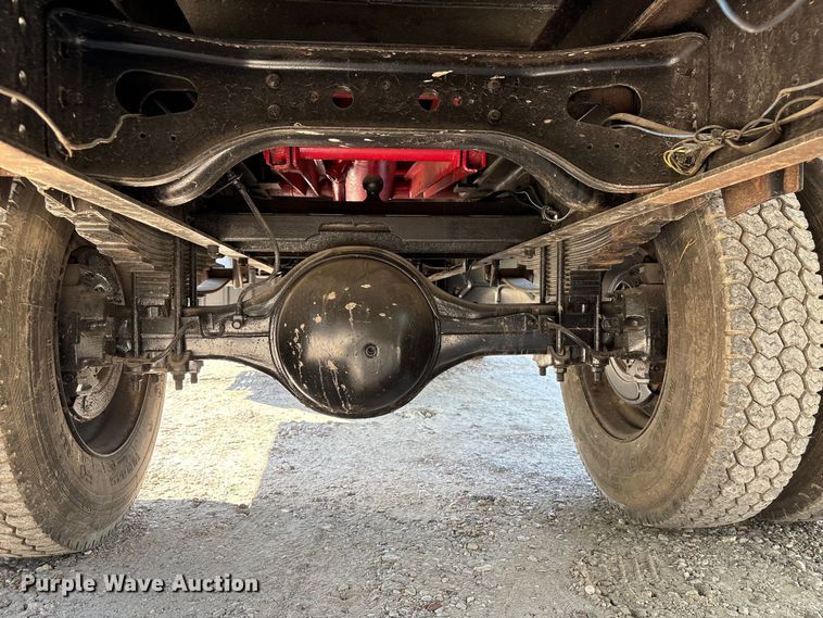 image for item EA6988 1983 International 1654 dump flatbed truck