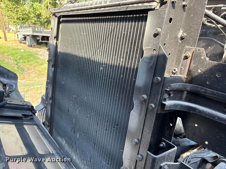 image for item EA6988 1983 International 1654 dump flatbed truck