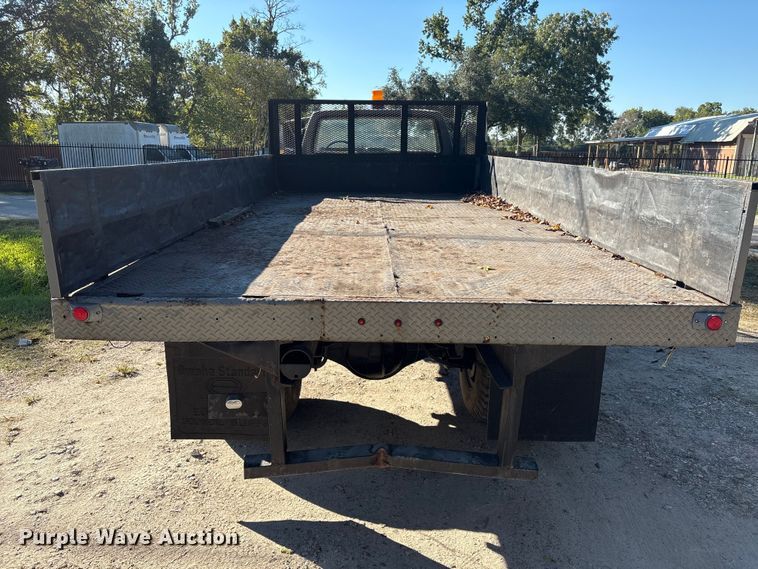 image for item EA6995 1985 Ford F700 dump flatbed truck