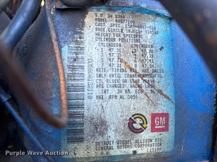 image for item EA6995 1985 Ford F700 dump flatbed truck