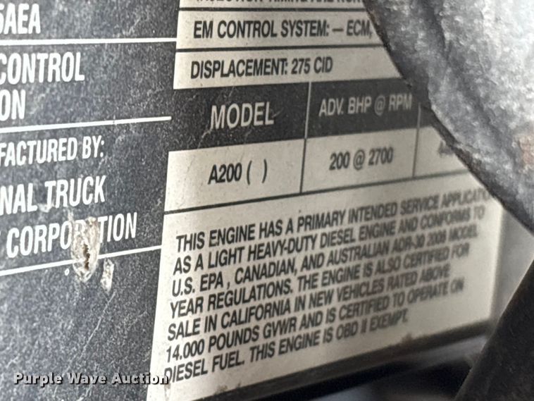 image for item EA6996 2007 Ford LCF flatbed truck