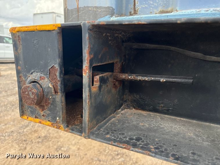 image for item EA7007 2023 Atro 2023 dry van trailer