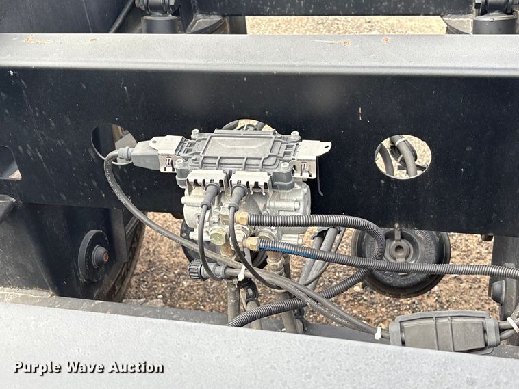 image for item EA7008 2023 Atro 2023 container trailer