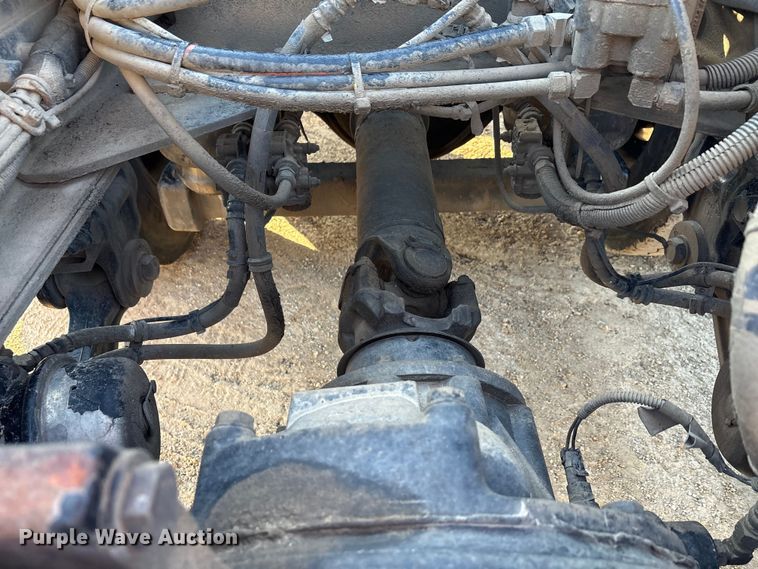 image for item EA7552 2020 Kenworth T880 semi truck