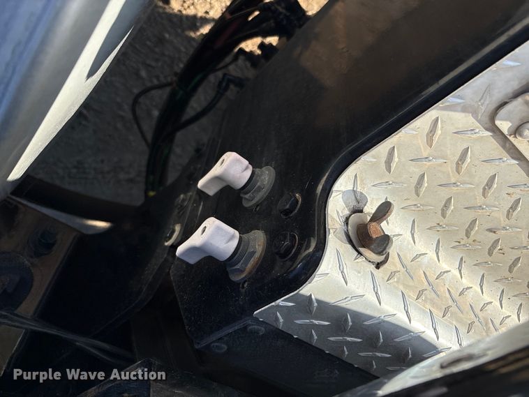 image for item EA7552 2020 Kenworth T880 semi truck