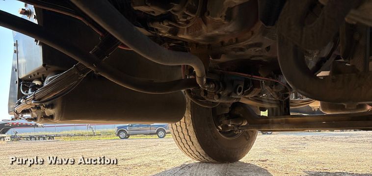 image for item EA7552 2020 Kenworth T880 semi truck