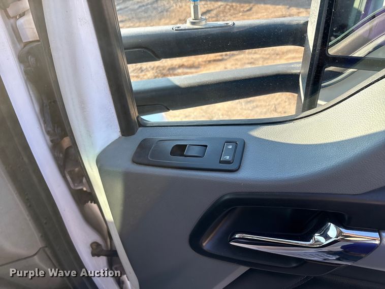 image for item EA7552 2020 Kenworth T880 semi truck