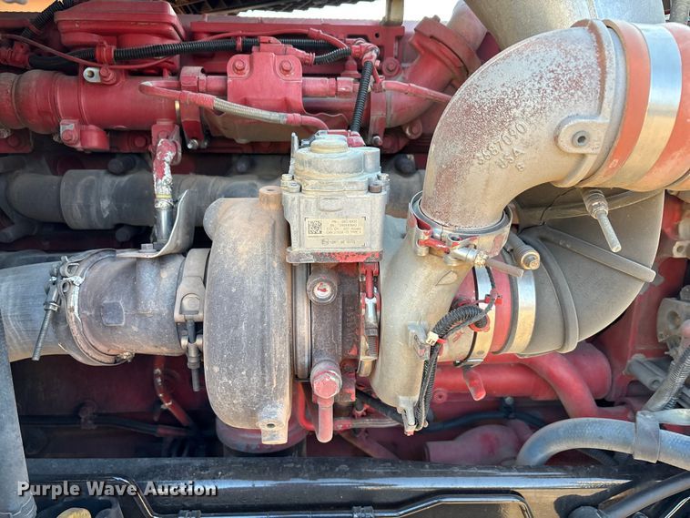 image for item EA7552 2020 Kenworth T880 semi truck