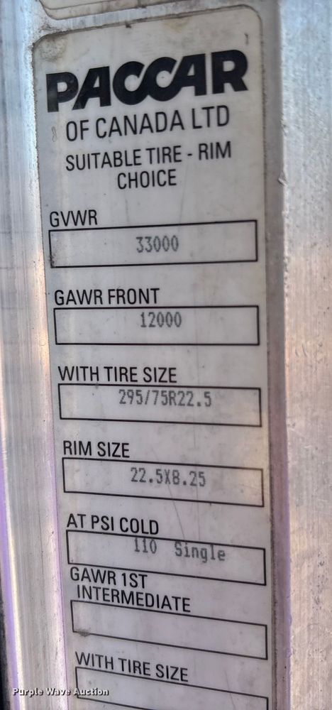 image for item EA7575 2014 Peterbilt 337 truck cab and chassis