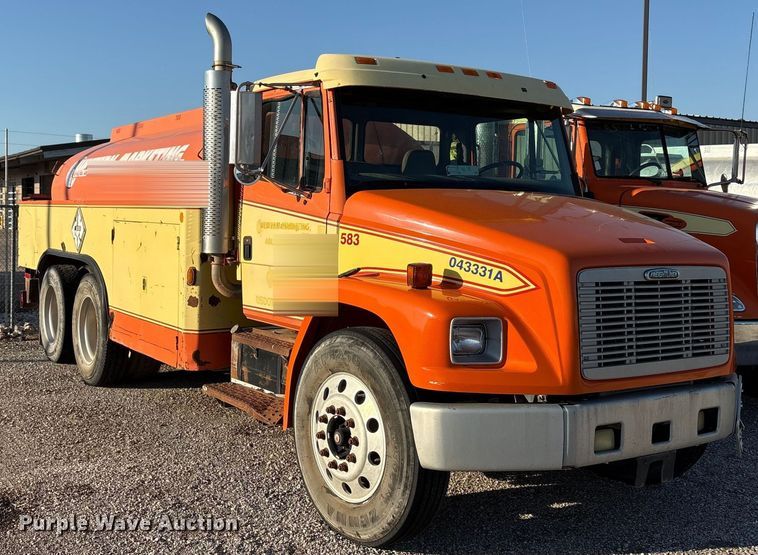 image for item EA7576 2004 Freightliner Business Class M2 fuel truck