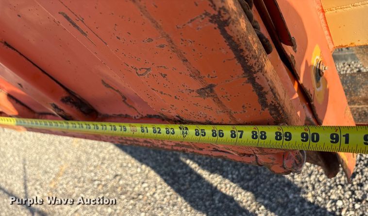 image for item EA7576 2004 Freightliner Business Class M2 fuel truck