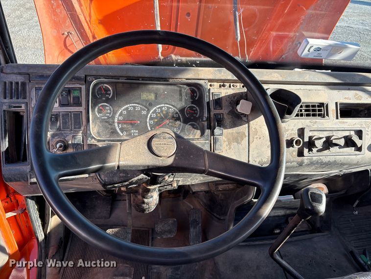 image for item EA7576 2004 Freightliner Business Class M2 fuel truck