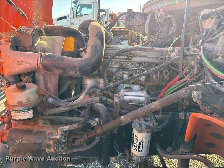 image for item EA7576 2004 Freightliner Business Class M2 fuel truck