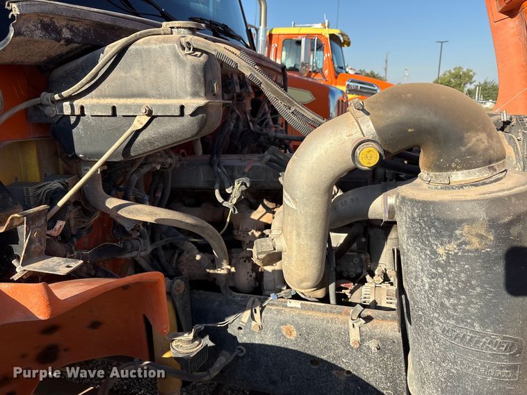 image for item EA7576 2004 Freightliner Business Class M2 fuel truck