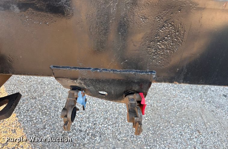 image for item EA7577 2016 Freightliner Business Class M2 flatbed truck